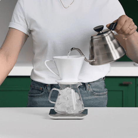 Iced_Pour-Over-step-3